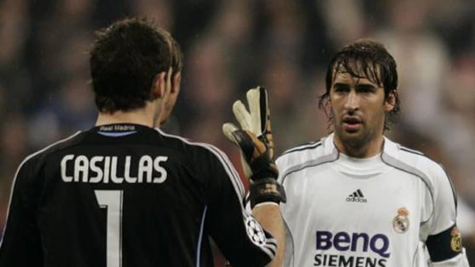 Casillas-et-Raùl deux footballeurs Casillas et Raul