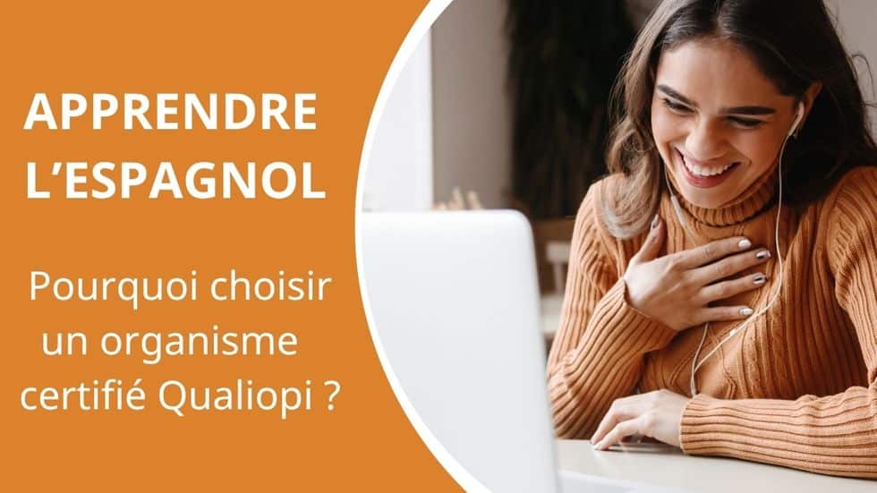 femme avec ordinateur